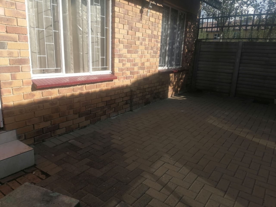 2 Bedroom Property for Sale in Navalsig Free State